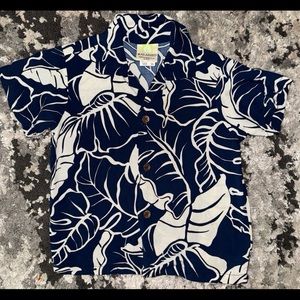 Boys Hawaiian Print Button Down shirt